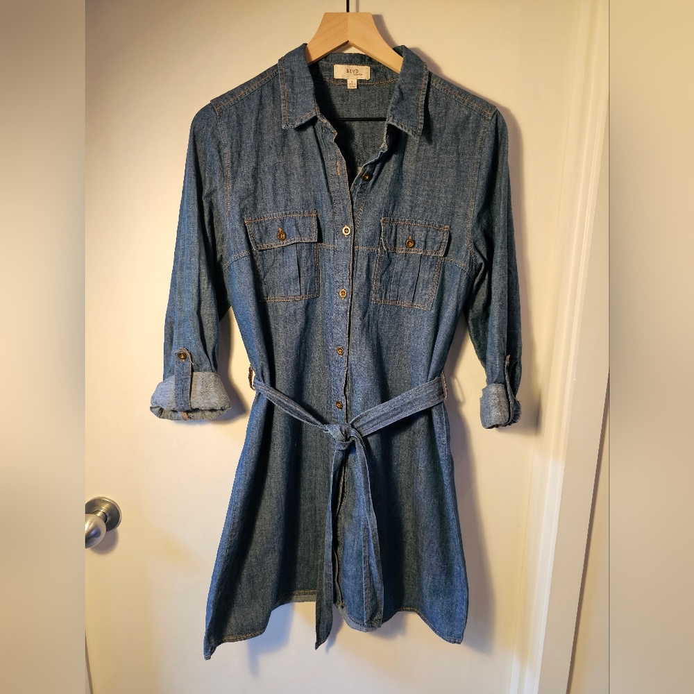🩷 Denim Shirtdress with Tie Belt Size Large
